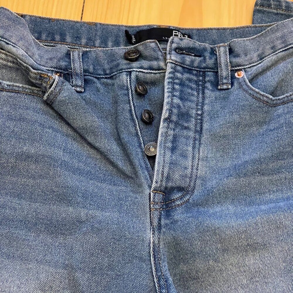 High-Waisted Womens Blue Denim Jeans By BBJ Los Angeles Sz 3/26 Button Fly & Bac - Picture 4 of 10